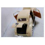 1:18 Scale 1941 Plymouth Diecast Model Car 1:18 Scale 1941 Plymouth Diecast Model Car