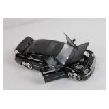 Jada Toys 1:24 Scale Chrysler 300C Diecast Model Car Jada Toys 1:24 Scale Chrysler 300C Diecast Model Car