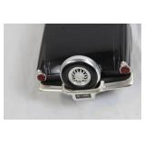 1:18 Scale 1956 Ford Thunderbird Diecast Model Car - Black 1:18 Scale 1956 Ford Thunderbird Diecast Model Car - Black