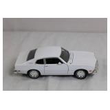 Motormax 1:24 Scale 1974 Ford Maverick American Graffiti Diecast Model Car Motormax 1:24 Scale 1974 Ford Maverick American Graffiti Diecast Model Car