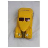 ERTL Die-Cast 1937 Ford Custom Yellow Coupe Model Car ERTL Die-Cast 1937 Ford Custom Yellow Coupe Model Car