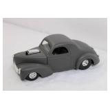 Racing Champions Issue #10 Die-Cast Model Car with Checkered Flag Detail Racing Champions Issue #10 Die-Cast Model Car with Checkered Flag Detail