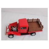 Die-Cast Red Vintage Pickup Truck Model with Opening Hood Die-Cast Red Vintage Pickup Truck Model with Opening Hood