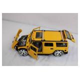 Dub City 1:24 Scale Die-Cast 2003 Hummer H2 Model Car Dub City 1:24 Scale Die-Cast 2003 Hummer H2 Model Car