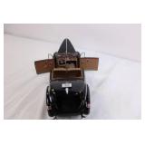 1:18 Scale 1940 Ford Convertible Diecast Model Car with Removable Top 1:18 Scale 1940 Ford Convertible Diecast Model Car with Removable Top