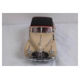 Diecast 1941 Convertible Model Car with Removable Top Diecast 1941 Convertible Model Car with Removable Top