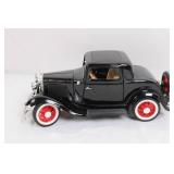 Road Legends 1932 Ford Die-Cast Model Car with Red Spoke Wheels Road Legends 1932 Ford Die-Cast Model Car with Red Spoke Wheels