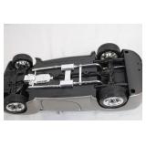 Maisto 1:18 Scale 2000 Chevrolet SSR Diecast Model Car Maisto 1:18 Scale 2000 Chevrolet SSR Diecast Model Car
