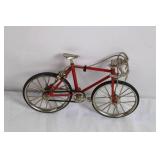 Metal Red Bicycle Model Decorative Collectible Metal Red Bicycle Model Decorative Collectible