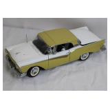 Diecast 1957 Ford Fairlane Convertible Model Car Diecast 1957 Ford Fairlane Convertible Model Car