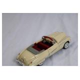 Vintage Die-Cast 1949 Buick Roadmaster Convertible Model Car Vintage Die-Cast 1949 Buick Roadmaster Convertible Model Car