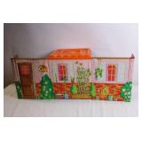 Vintage Barbie Country Living Home Fold-Out Dollhouse Vintage Barbie Country Living Home Fold-Out Dollhouse