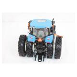 Ertl Dealer Edition 2007 New Holland T7050 Diecast Tractor Model Ertl Dealer Edition 2007 New Holland T7050 Diecast Tractor Model