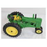 John Deere Diecast Toy Tractor Model John Deere Diecast Toy Tractor Model