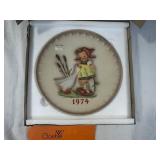 Goebel M.I. Hummel 1974 Annual Collector Plate with Box Goebel M.I. Hummel 1974 Annual Collector Plate with Box