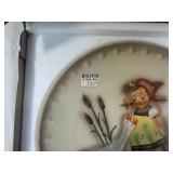 Goebel M.I. Hummel 1974 Annual Collector Plate with Box Goebel M.I. Hummel 1974 Annual Collector Plate with Box