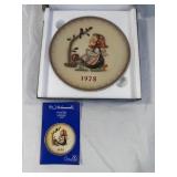 1978 M.I. Hummel Goebel Annual Plate with Original Box 1978 M.I. Hummel Goebel Annual Plate with Original Box