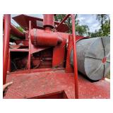 1987 1660 Case IH Combine - 2 Wheel Drive w/Corn & Grain Heads