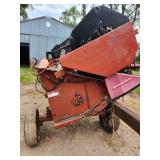 1987 1660 Case IH Combine - 2 Wheel Drive w/Corn & Grain Heads