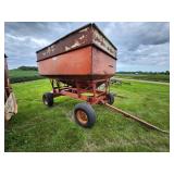 Farm King Gravity Wagon 250 bushel