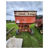 Farm King Gravity Wagon 250 bushel