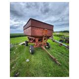 Lundell Gravity Wagon on 10 ton gear
