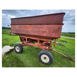 Lundell Gravity Wagon on 10 ton gear