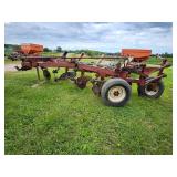 IH 710 Automatic 4-Bottom Plow