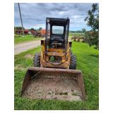 Mustang 445 Skid Steer Loader with Bucket Attachment