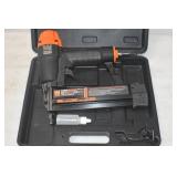 WEN 61722K 18-Gauge 2-in-1 Pneumatic 2-Inch Brad Nailer and 1/4-Inch Crown Stapler