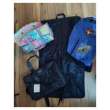 Hanging Travel Bag & Asst Totes