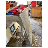 Rolling Storage Bench with Cover including Bolts Rolling Storage Bench with Cover including Bolts