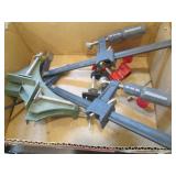 Lot of Dewalt quick-grip and trigge... Lot of Dewalt quick-grip and trigge...
