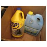 Covered tote containing window wash... Covered tote containing window wash...