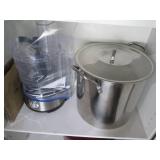 Collection of metal Stock pots, Ice... Collection of metal Stock pots, Ice...