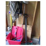 Covered tote containing misc automo... Covered tote containing misc automo...