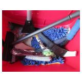 Covered tote containing misc automo... Covered tote containing misc automo...