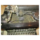 Vintage LC Smith Manual typewriter... Vintage LC Smith Manual typewriter...