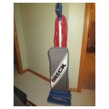 Oreck commercial vacuum. cleaner... Oreck commercial vacuum. cleaner...