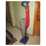 Oreck commercial vacuum. cleaner... Oreck commercial vacuum. cleaner...