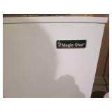 Clean Magic Chef chest freezer... Clean Magic Chef chest freezer...