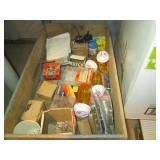 Plastic shelf measuring 31 x 16 x 5... Plastic shelf measuring 31 x 16 x 5...