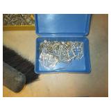 Plastic shelf measuring 31 x 16 x 5... Plastic shelf measuring 31 x 16 x 5...
