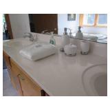 Bathroom content to include misc co... Bathroom content to include misc co...
