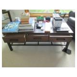 Beautiful dark tone hardwood 6-draw... Beautiful dark tone hardwood 6-draw...