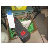 Mini chainsaw, manual sprayer, gard... Mini chainsaw, manual sprayer, gard...