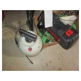 Mini chainsaw, manual sprayer, gard... Mini chainsaw, manual sprayer, gard...
