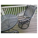 Metal grate-style 5pc patio table a... Metal grate-style 5pc patio table a...