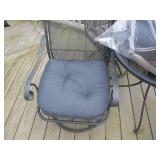 Metal grate-style 5pc patio table a... Metal grate-style 5pc patio table a...