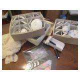 Fine china in zippered storage cont... Fine china in zippered storage cont...